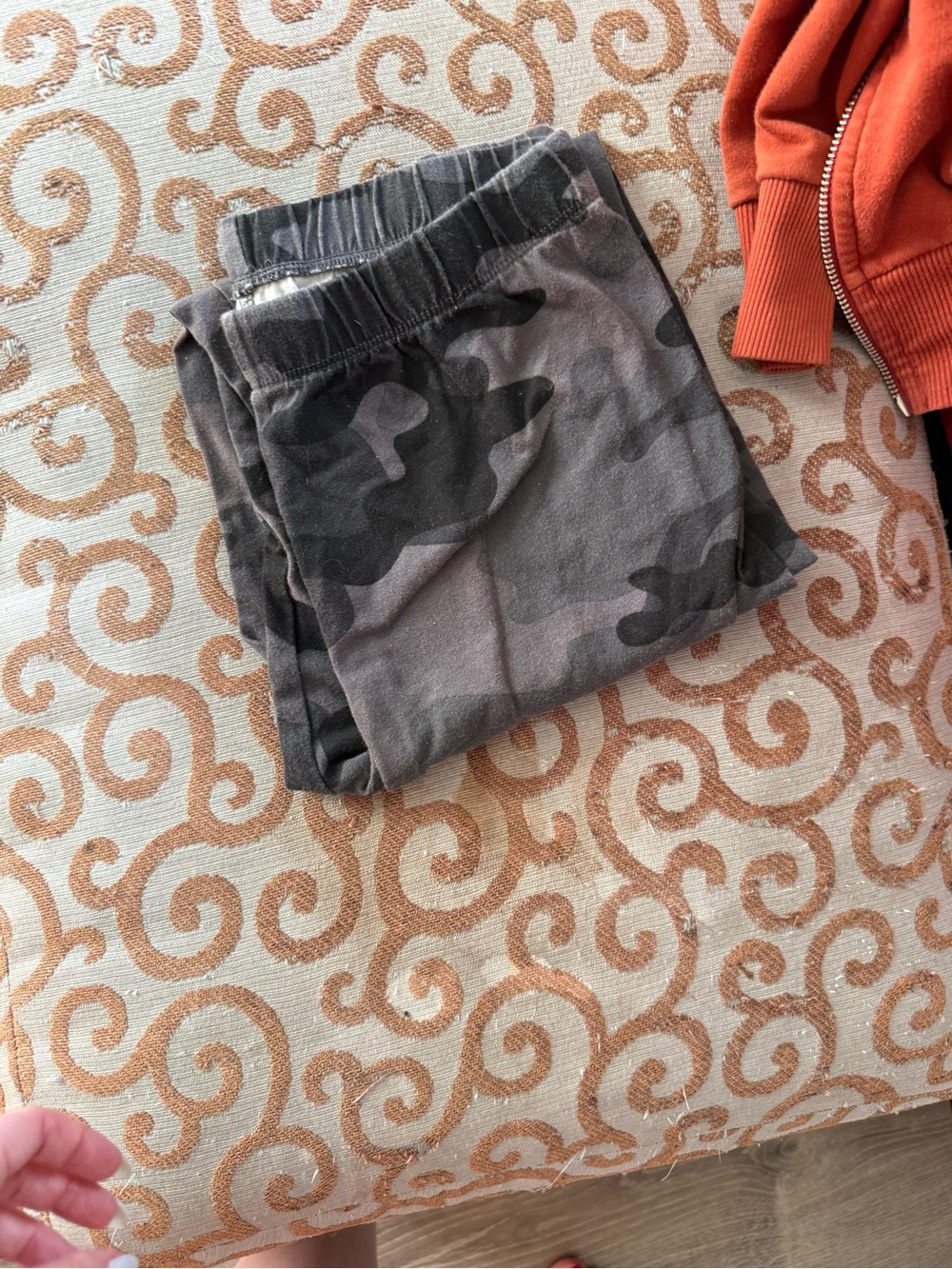 Women’s Legging Bundle 6 Medium Leggings